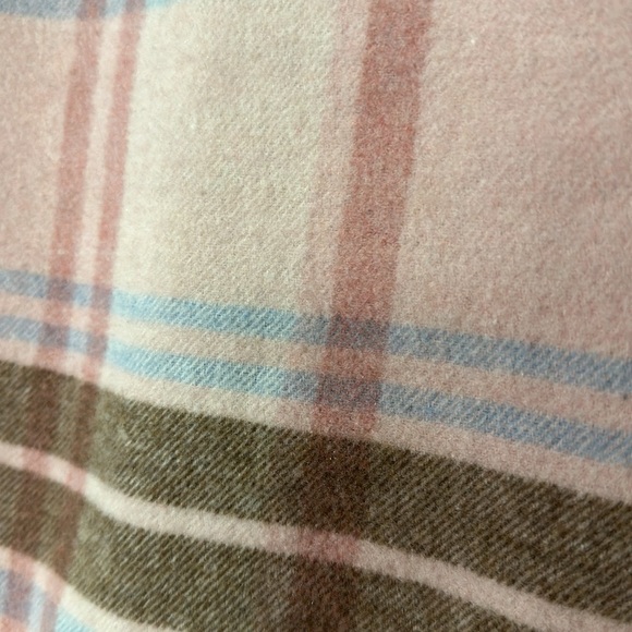 Mad Engine BARBIE Warm, Pink & Brown  Flannel Long Sleeve Button Down Shirt, M/L - Picture 9 of 10